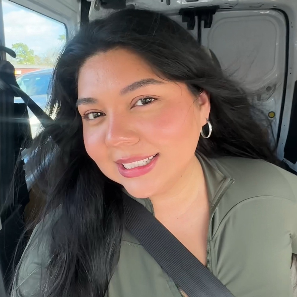 Meet your Posher, Kimberly